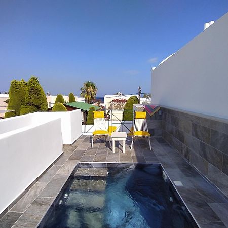 Chariot Apartments Santorini Kamári Extérieur photo