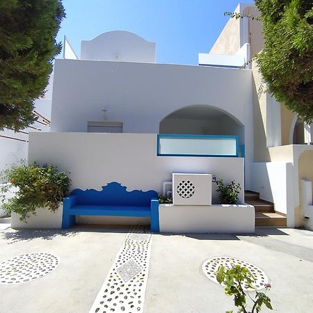 Chariot Apartments Santorini Kamári Extérieur photo