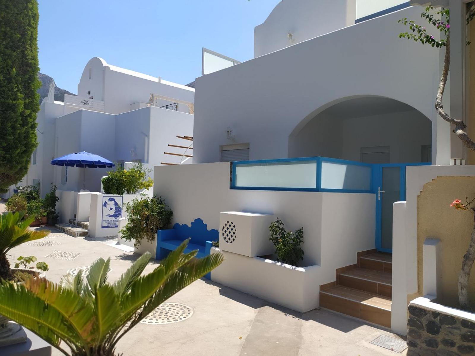 Chariot Apartments Santorini Kamári Extérieur photo