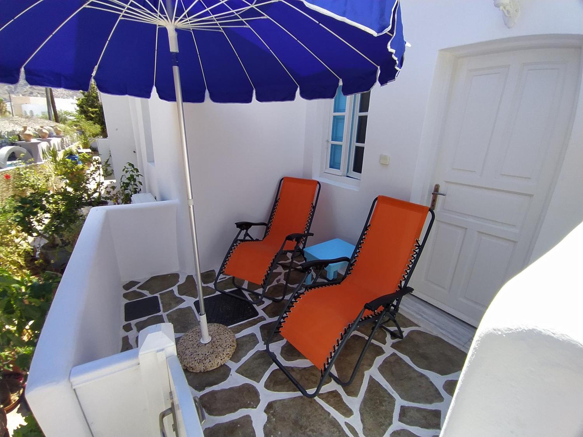 Chariot Apartments Santorini Kamári Extérieur photo