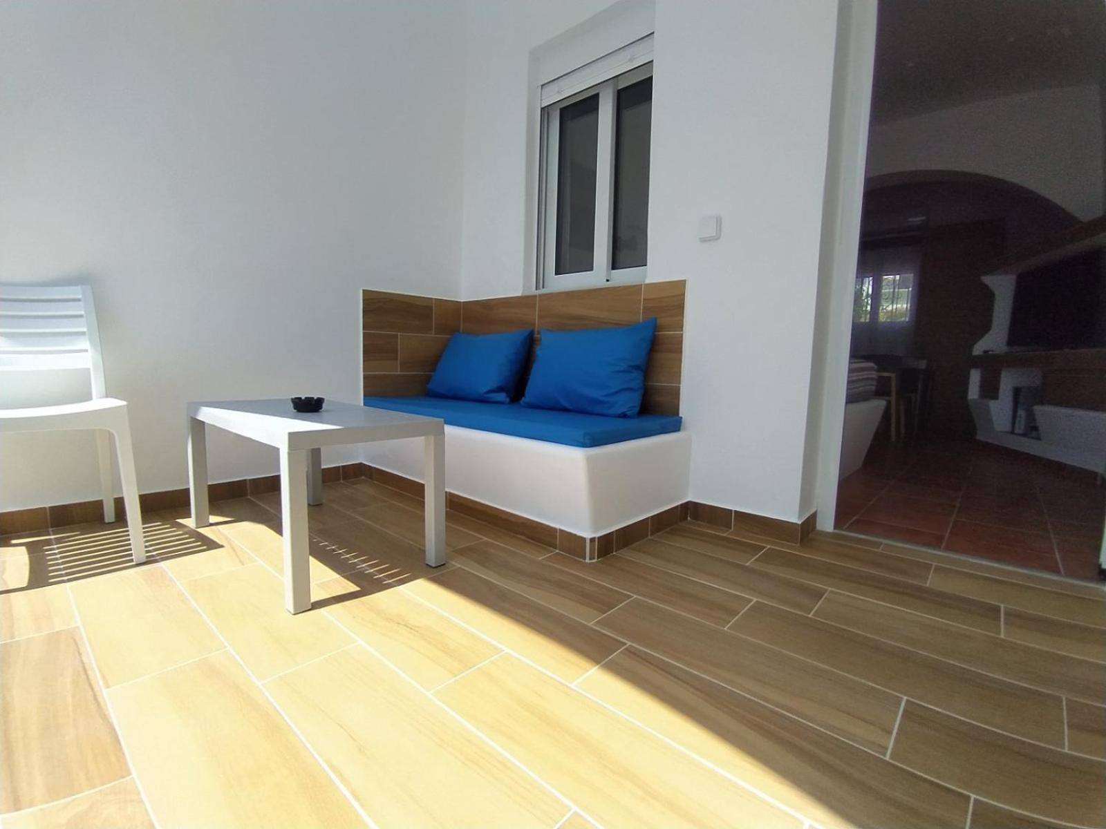Chariot Apartments Santorini Kamári Chambre photo