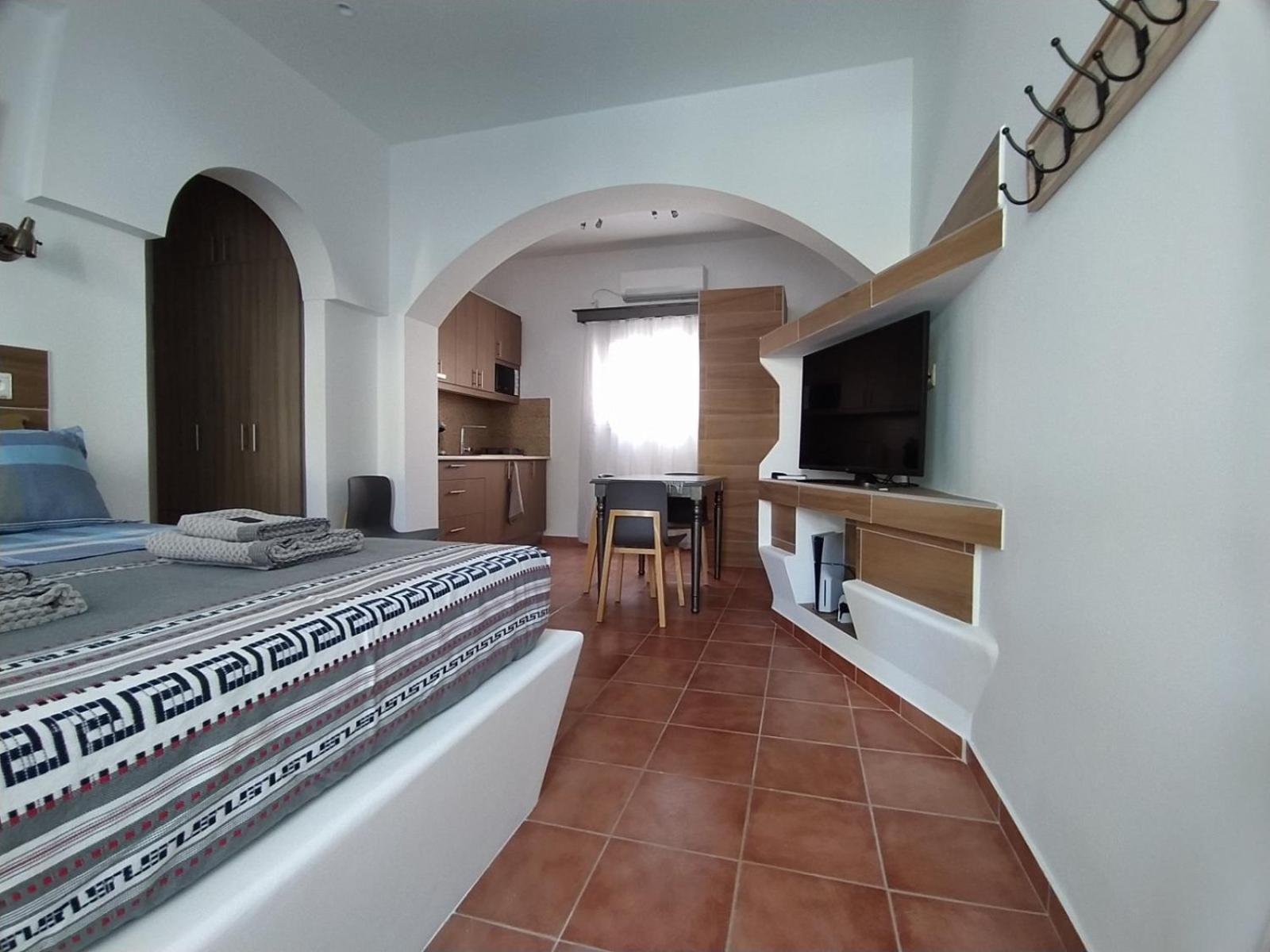 Chariot Apartments Santorini Kamári Extérieur photo